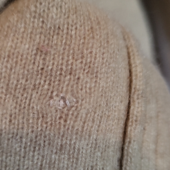 Tahari Cream Cashmere Sweater - Picture 3 of 6